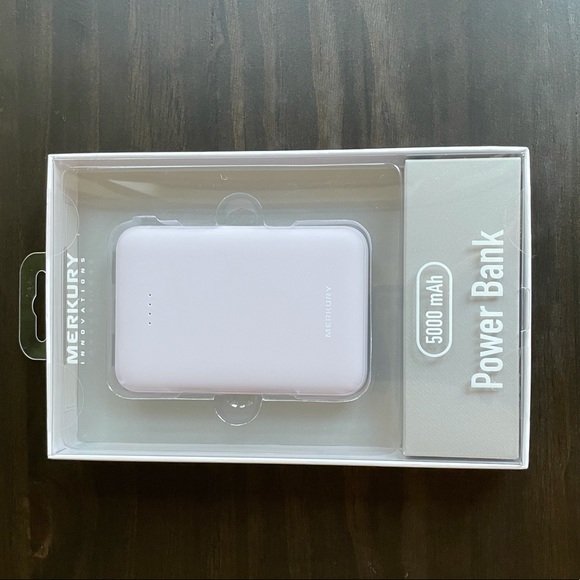 Brand New Merkury Innovations Portable Compact Power Bank 5000mAh Light Purple! - Picture 2 of 3